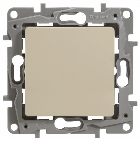 Legrand Etika Сл.кость Переключатель, 10А, винт. клем.