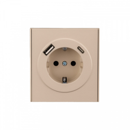 MIELE STRONG Розетка 1-ая с/з с/у з/ш 16А с USB A+C быстрой зарядки 5В/3А шелк, с 1-пост. рамкой